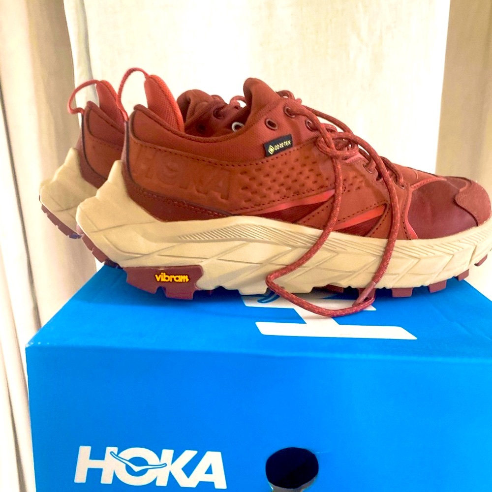 Hoka Anacapa New In Box Goretex  8 Women